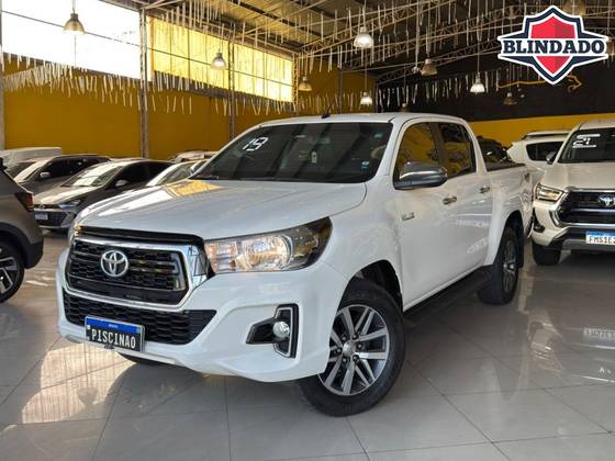TOYOTA HILUX 2.8 SRV 4X4 CD 16V DIESEL 4P AUTOMÁTICO